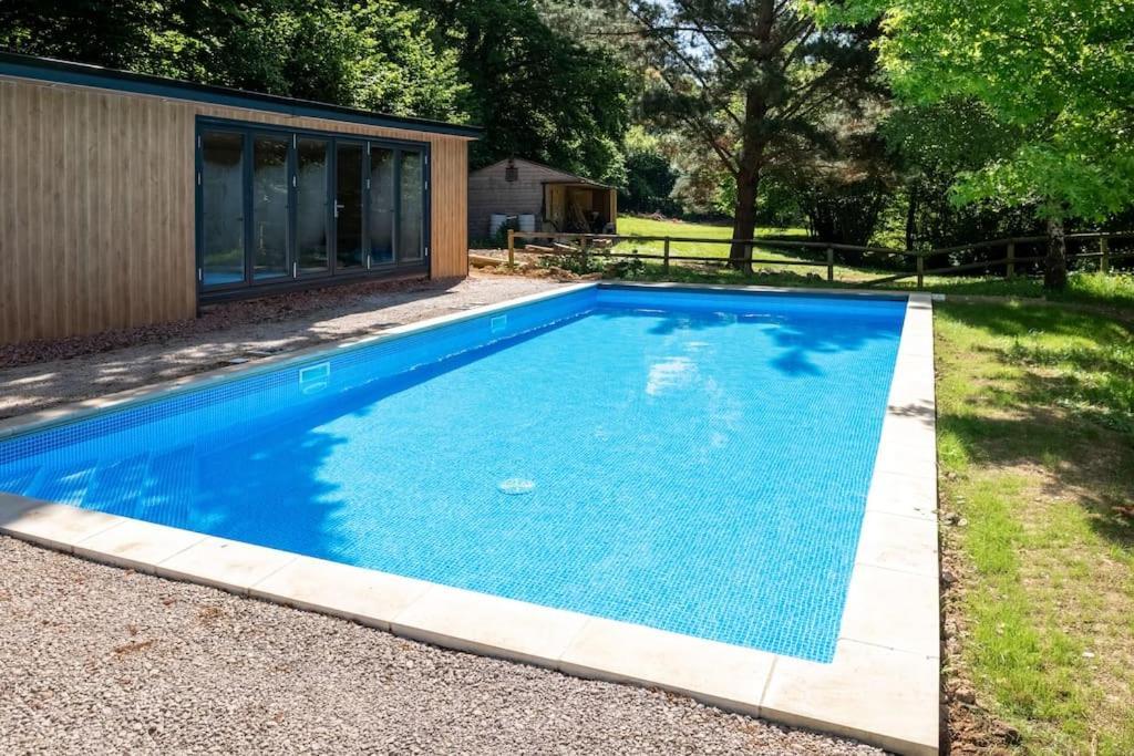 Osbornes Holiday House Near Exeter With Swimming Pool ภายนอก รูปภาพ