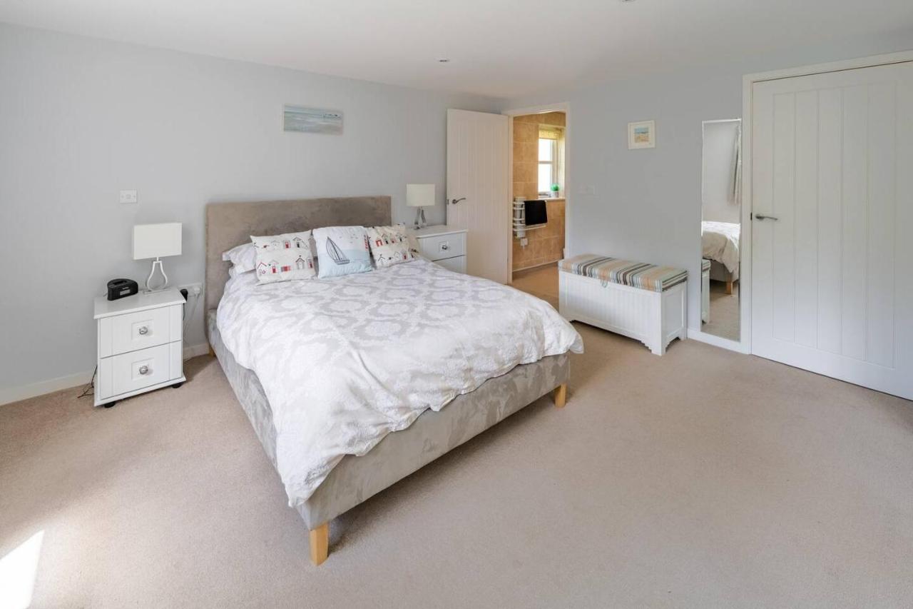 Osbornes Holiday House Near Exeter With Swimming Pool ภายนอก รูปภาพ